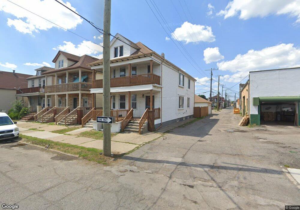 2701 Casmere St, HamtraMcK, MI 48212 - photo 1