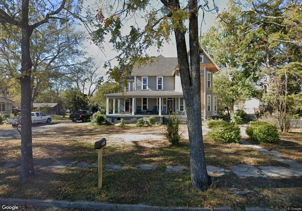 404 S Maple St, Stuttgart, AR 72160 - photo 1