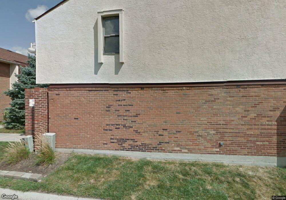 1848 Willoway Cir S unit 1848, Columbus, OH 43220 - photo 1