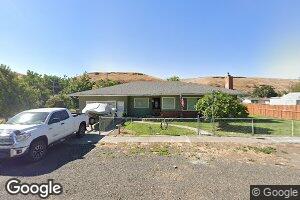 330 E 2nd St, Ione, OR 97843