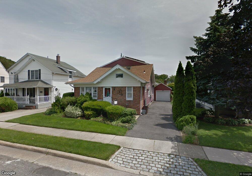 97 Jerome Ave, Mineola, NY 11501 - photo 1