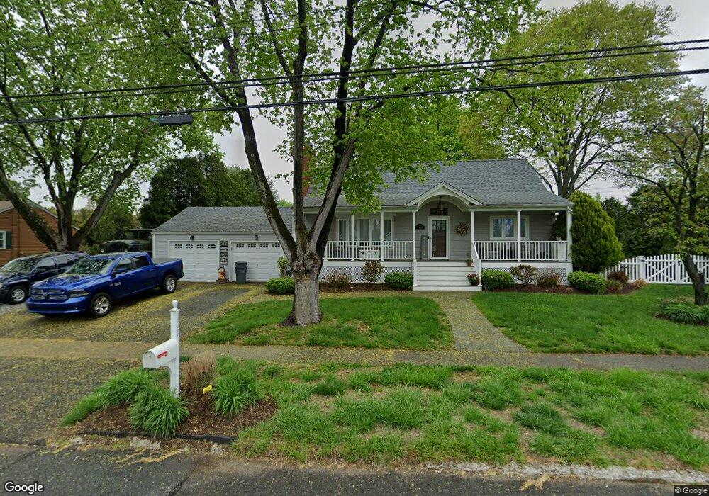 120 Fairfax Dr, Stratford, CT 06614 - photo 1