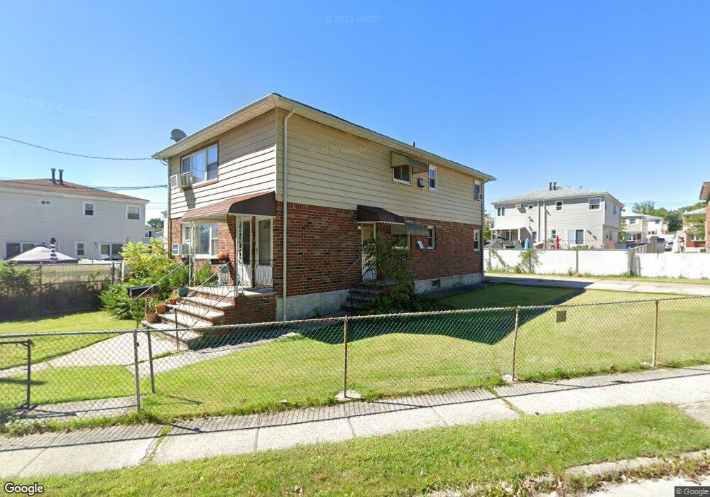 172 Emmet Ave, Staten Island, NY 10306 - photo 1