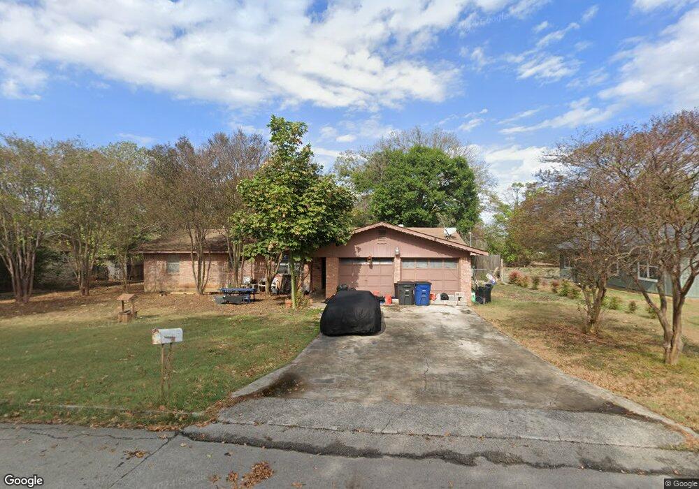 1333 Hillcrest Dr, New Braunfels, TX 78130 - photo 1