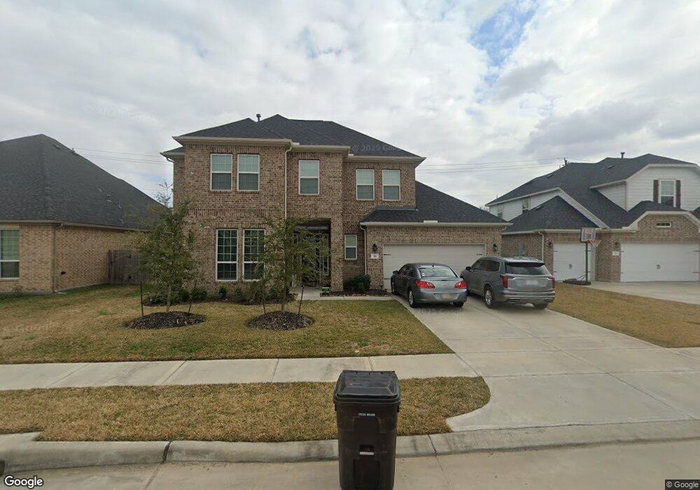 318 Riesling Dr, Alvin, TX 77511 - photo 1