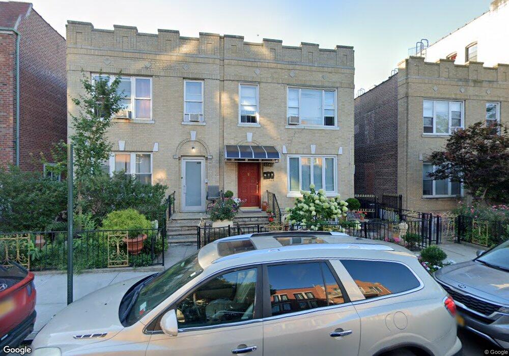 2585 41st St, Astoria, NY 11103 - photo 1