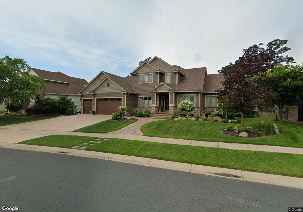 9967 Walnut Grove Ln N, Osseo, MN 55311 - photo 1