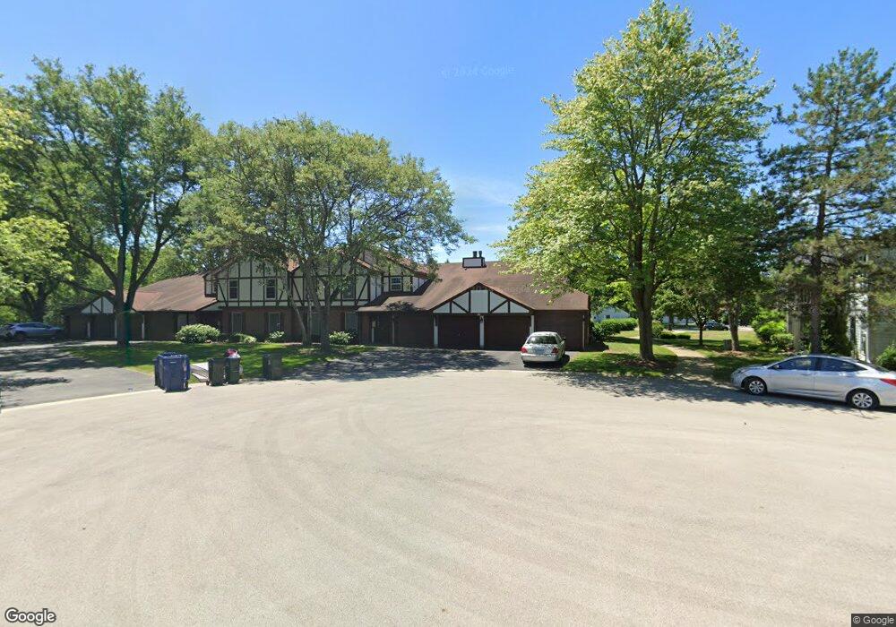 32 Exeter Ct unit 202B, Naperville, IL 60565 - photo 1