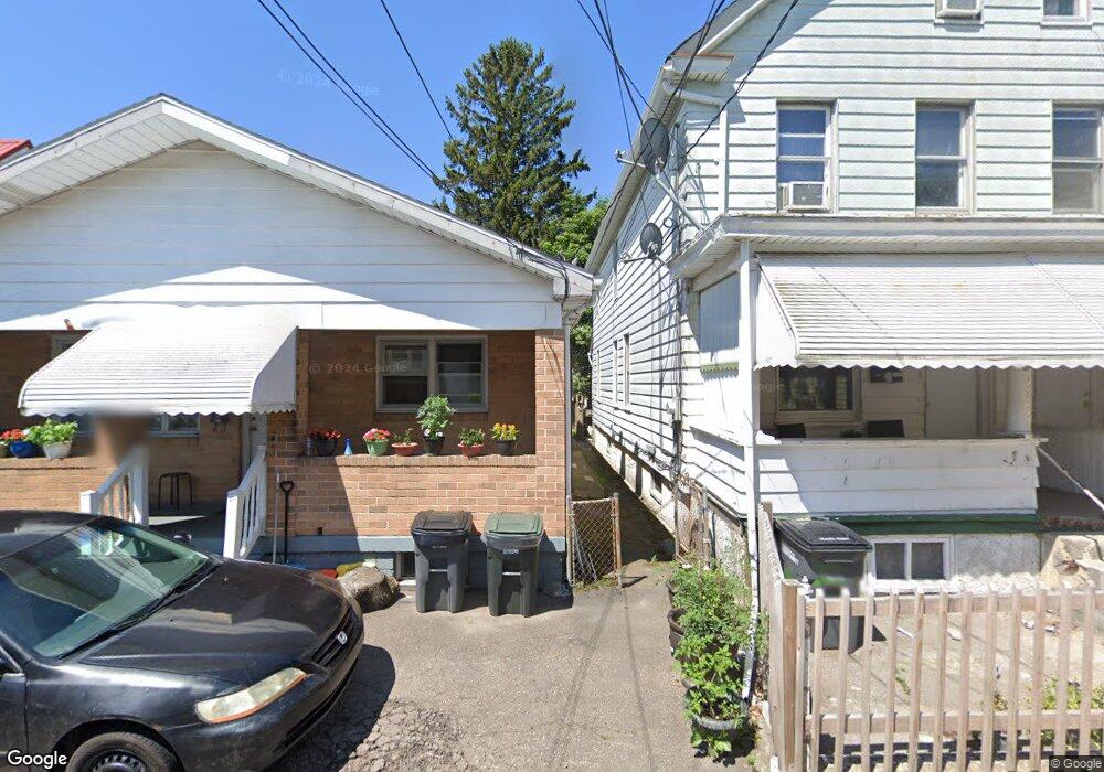 593 N Sherman Ct, Hazleton, PA 18201 - photo 1