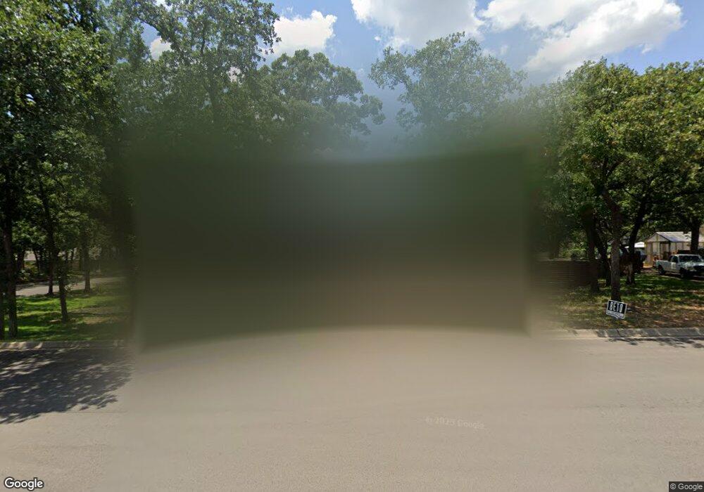 2016 Southridge Dr, Denton, TX 76205 - photo 1