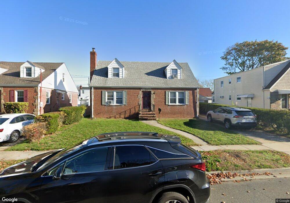 48 Bismark Ave, Valley Stream, NY 11581 - photo 1