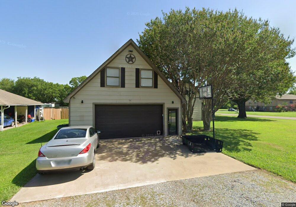 204 Franklin Ave, Pottsboro, TX 75076 - photo 1