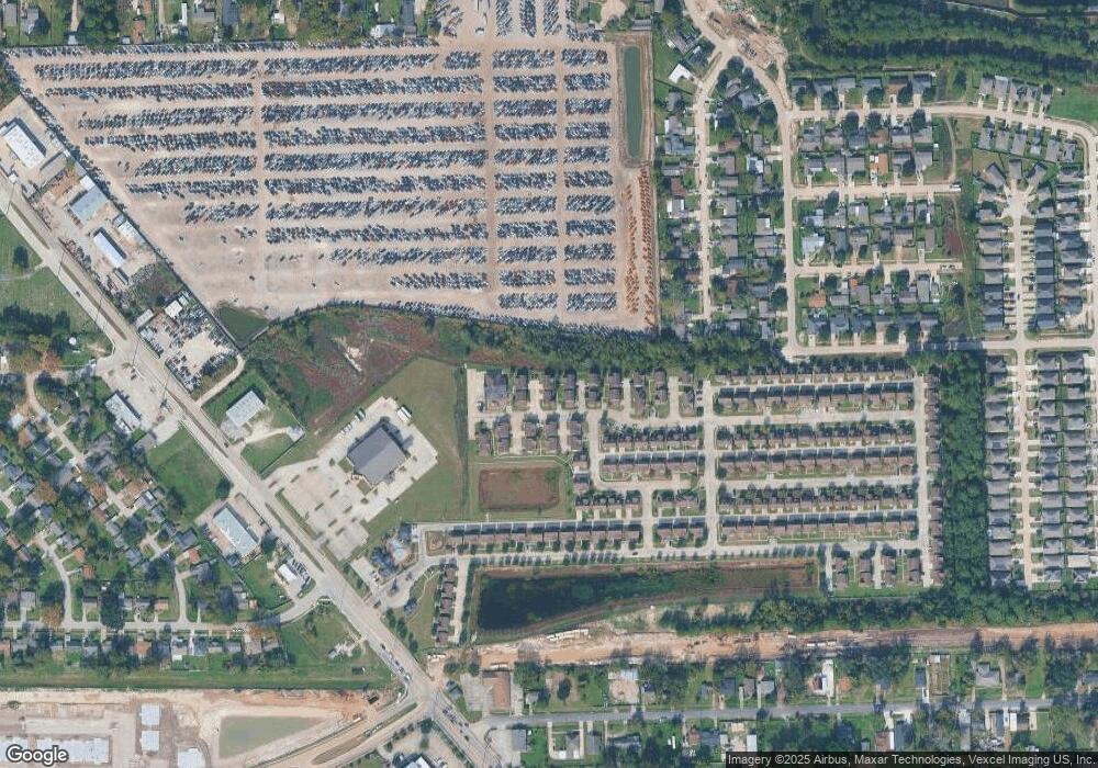 246 Gods Will Ln, Houston, TX 77088 - photo 1