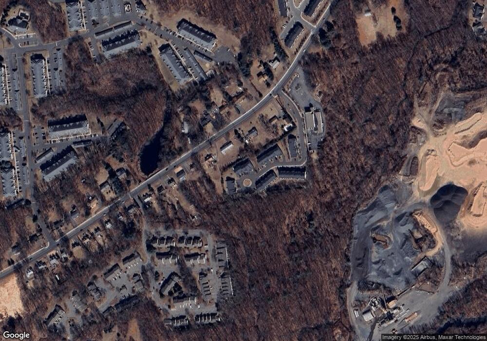 95 Gianna Dr unit 14, Manchester, CT 06042 - photo 1