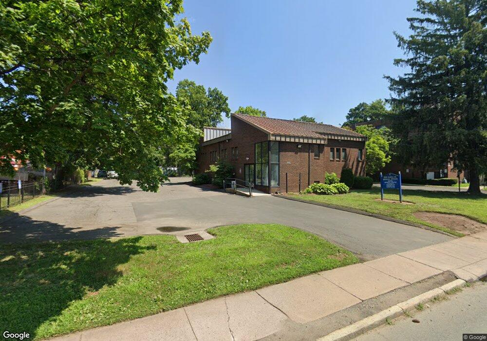 290 Collins St, Hartford, CT 06105 - photo 1