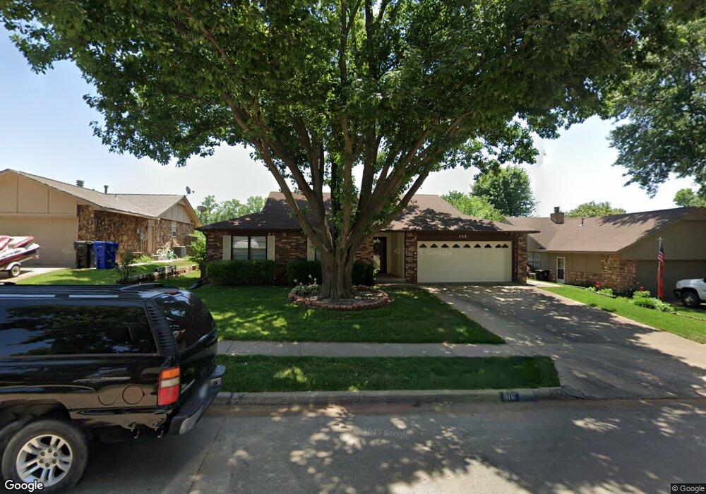 901 W Imperial St, Broken Arrow, OK 74011 - photo 1