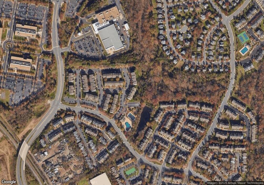 21864 Elkins Terrace unit 40, Sterling, VA 20166 - photo 1