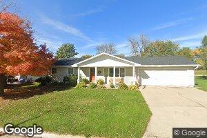 1202 Ascher St, Aplington, IA 50604