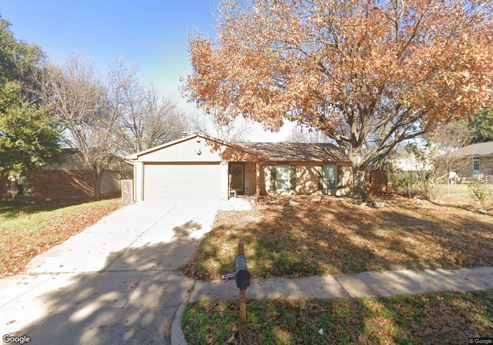 7409 Sandhurst Ln S, North Richland Hills, TX 76182 - photo 1