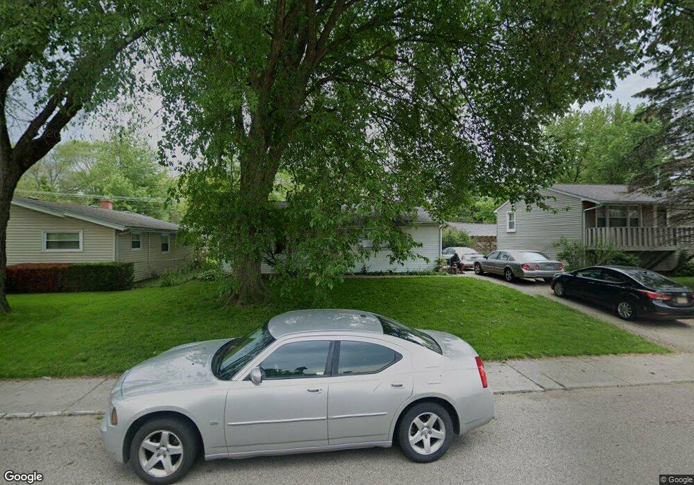 1442 Kings Rd, Carpentersville, IL 60110 - photo 1