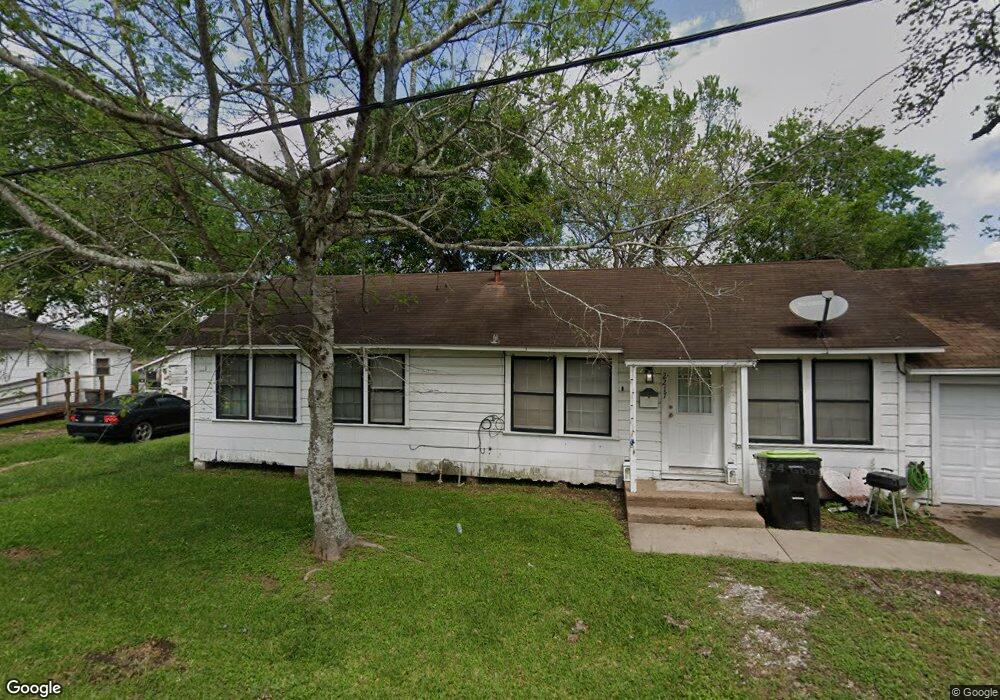 2217 Matthews St, Bay City, TX 77414 - photo 1