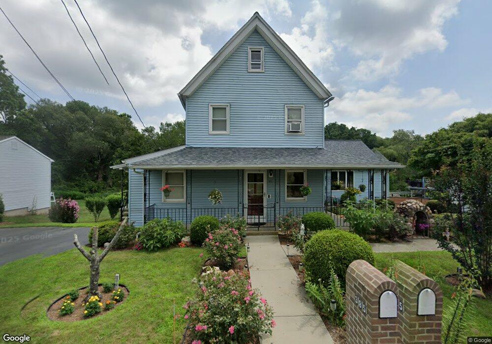 385 N Elm St, Wallingford, CT 06492 - photo 1