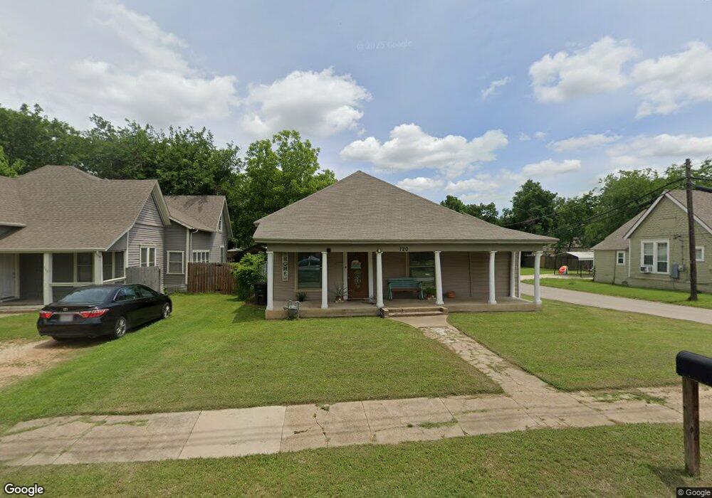 720 N Anglin St, Cleburne, TX 76031 - photo 1