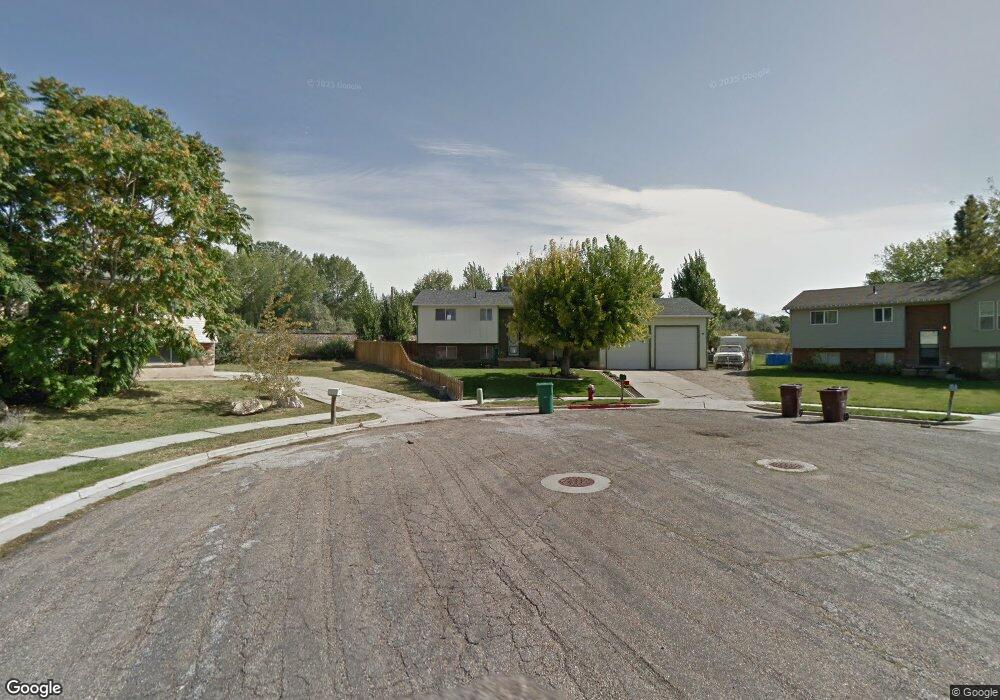 2433 W 6075 S, Roy, UT 84067 - photo 1