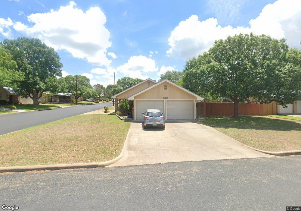 1021 Avenue C, Fredericksburg, TX 78624 - photo 1