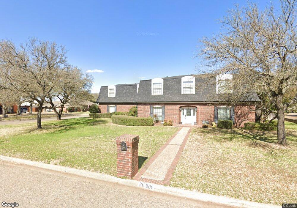 601 Stoneridge Ct, Cleburne, TX 76033 - photo 1