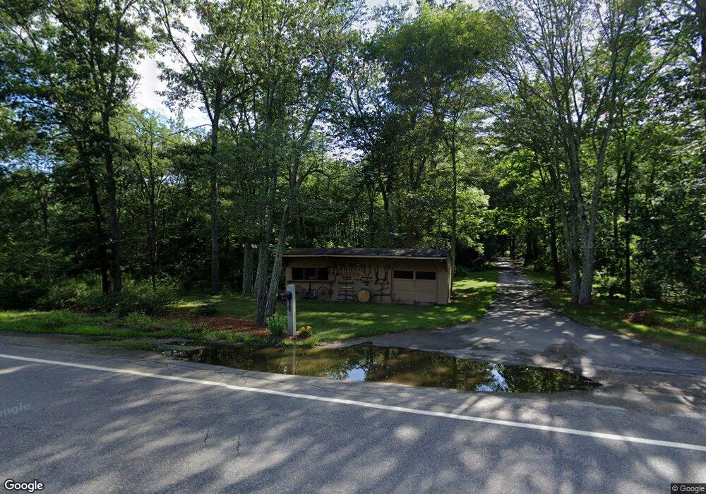 471 Mammoth Rd, Londonderry, NH 03053 - photo 1