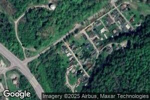 207 Luke St, Hugheston, WV 25110