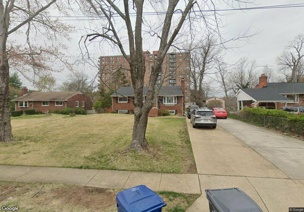 3302 Nevius St, Falls Church, VA 22041 - photo 1