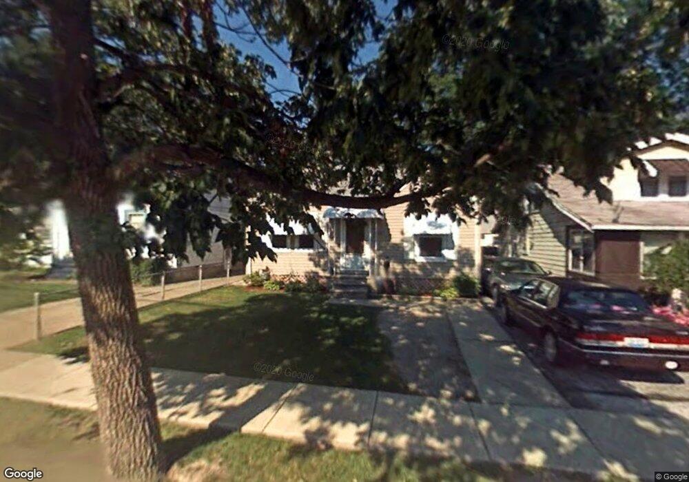 1662 Mapledale Rd, Wickliffe, OH 44092 - photo 1