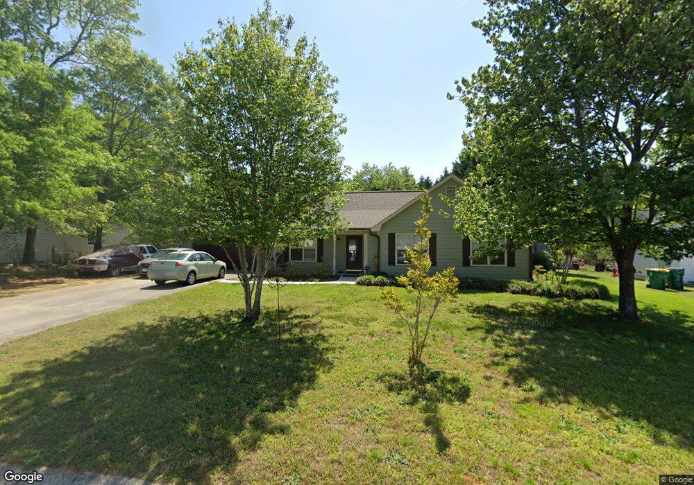 917 Century Oak Dr, Winder, GA 30680 - photo 1