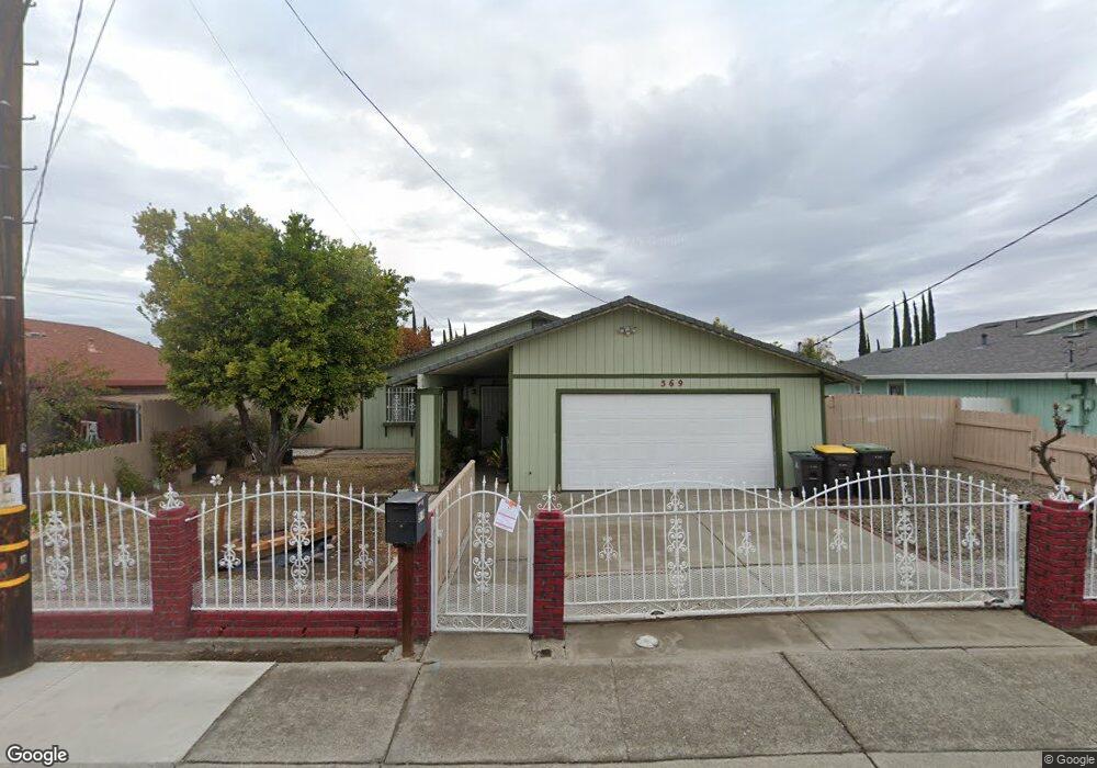 569 W 9th St, Stockton, CA 95206 - photo 1