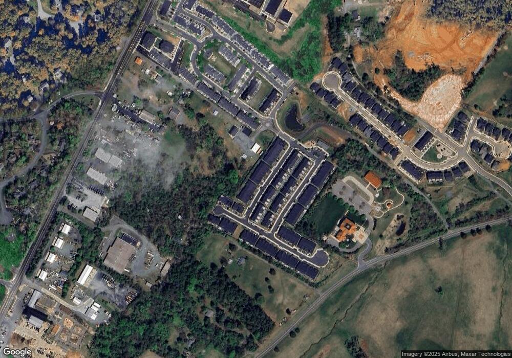 3222 Bergen St unit 9, Charlottesville, VA 22902 - photo 1