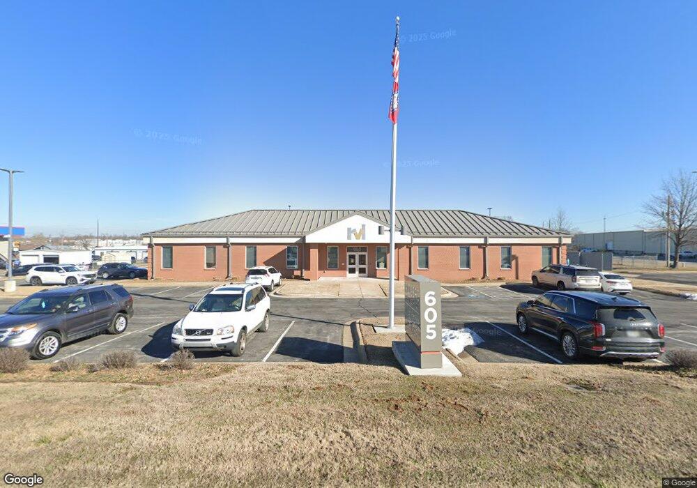 605 W Dyke Rd, Rogers, AR 72758 - photo 1