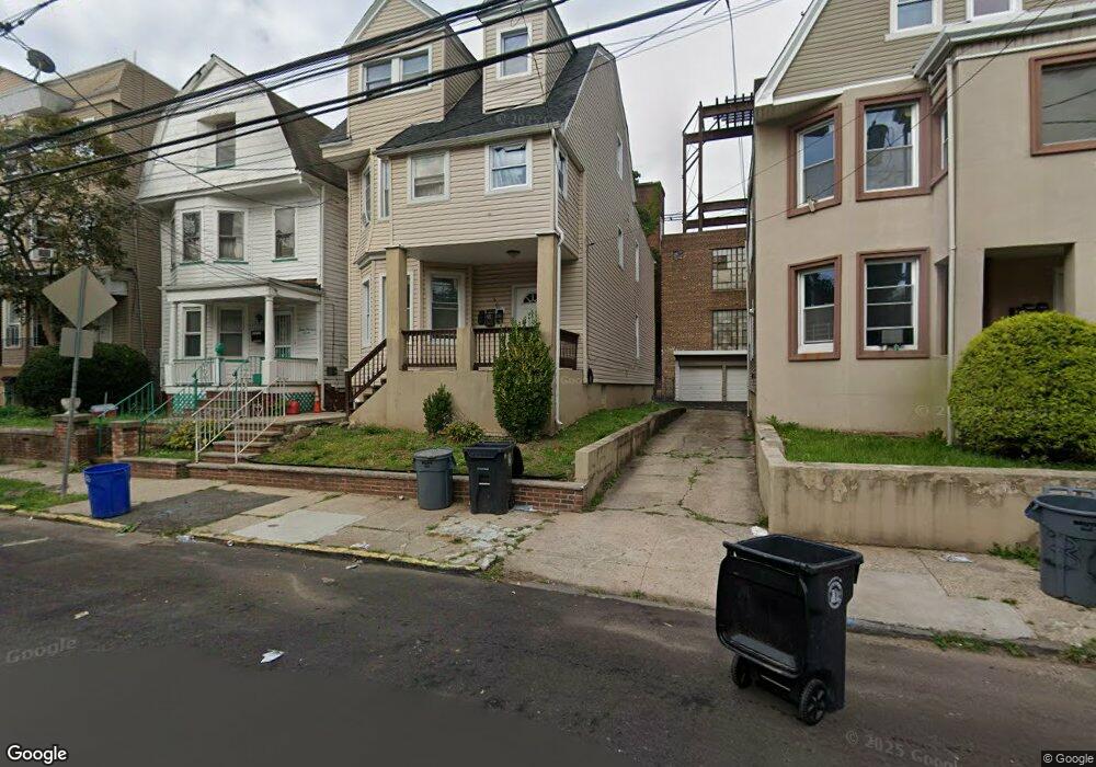 305 S 11th St, Newark, NJ 07103 - photo 1