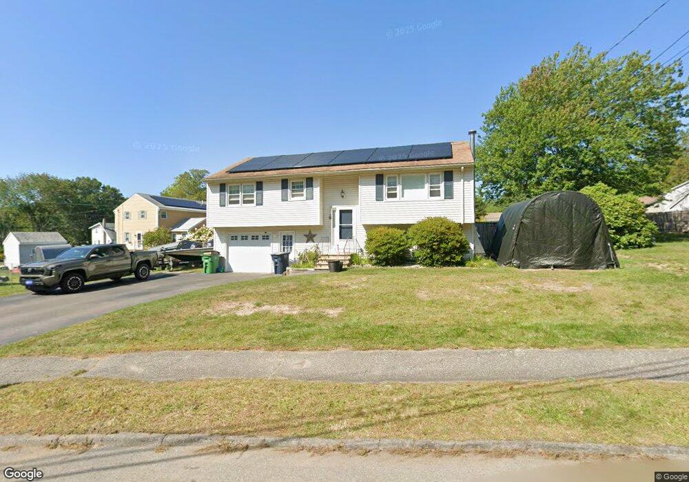 4 Michelle Dr, Nashua, NH 03062 - photo 1