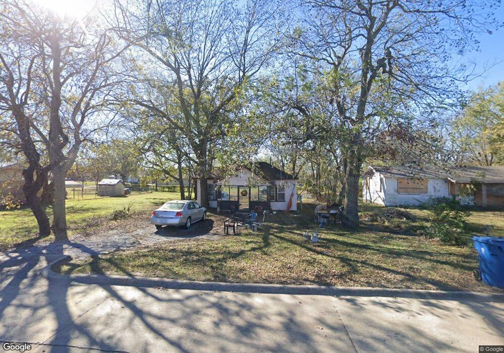 1008 E Chickasaw Ave, McAlester, OK 74501 - photo 1