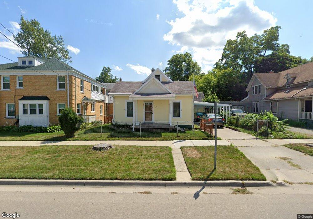 707 W Genesee St, Lansing, MI 48915 - photo 1