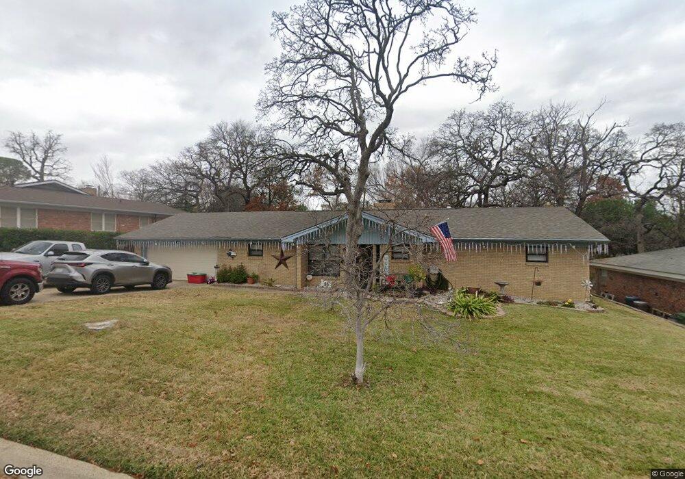 624 Woodcrest Dr, Hurst, TX 76053 - photo 1