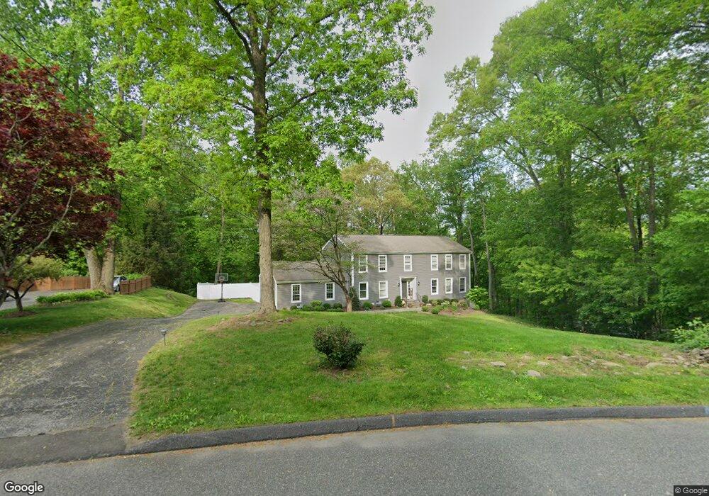 26 Iron Gate Rd, Trumbull, CT 06611 - photo 1