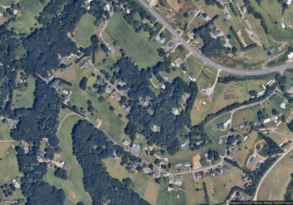 79 Hampton Rd, Leicester, NC 28748 - photo 1