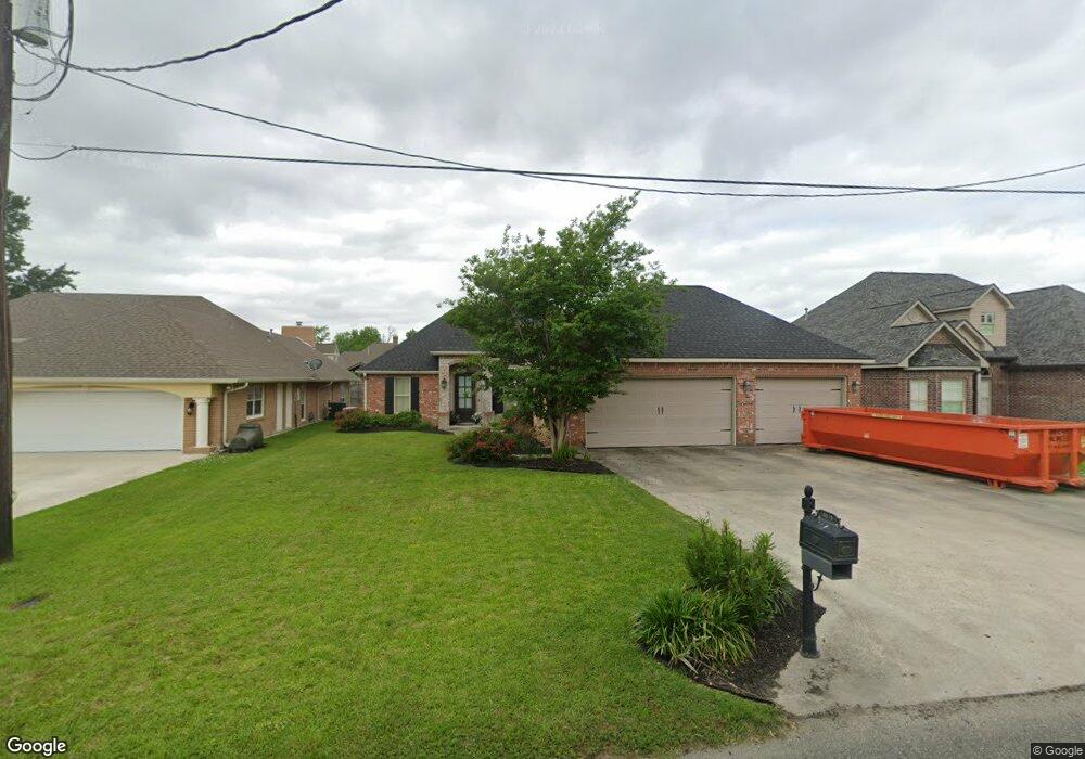 4010 Woodcrest St, Lake Charles, LA 70605 - photo 1