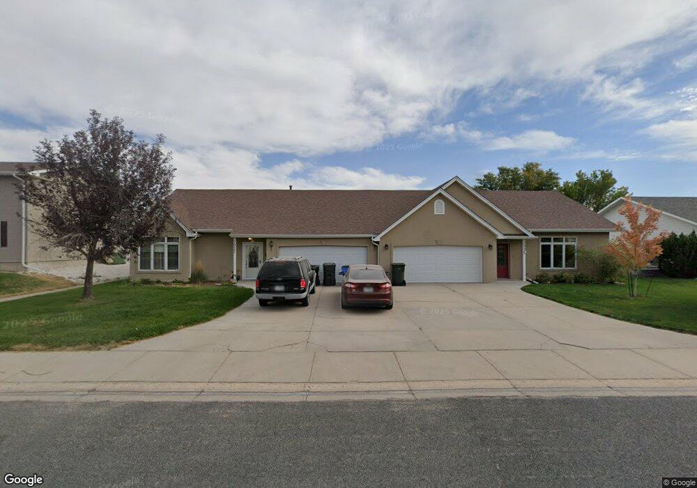 2927 17th Ave, Scottsbluff, NE 69361 - photo 1