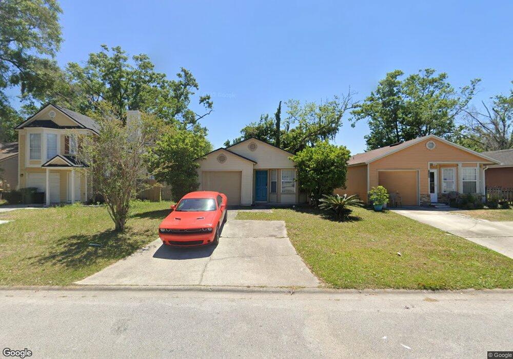 7576 Somerton Dr, Jacksonville, FL 32210 - photo 1