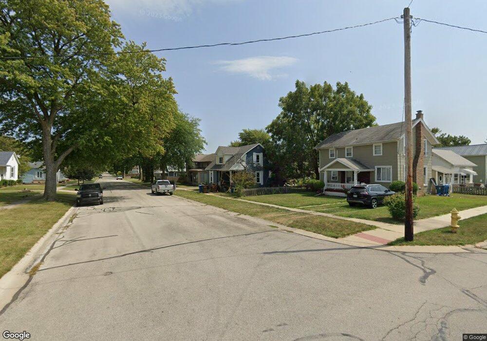 355 W 2nd St, Auburn, IN 46706 - photo 1