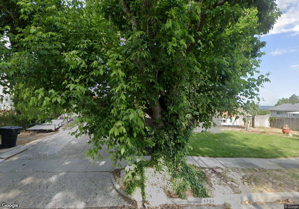 8754 S 1540 E, Sandy, UT 84093 - photo 1